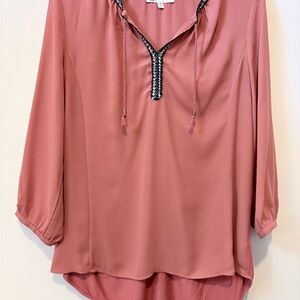 DR2 Braided V-Neck Blouse in Dusty Rose